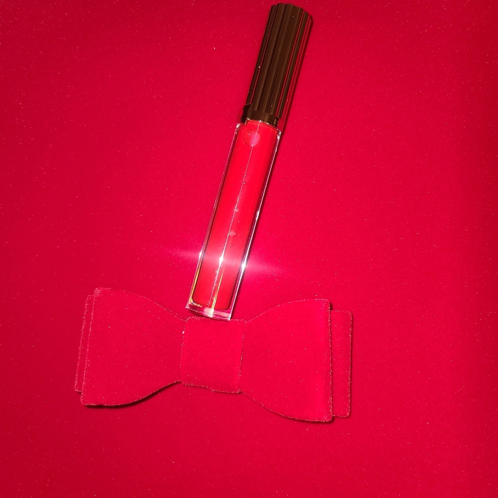 Estee lauder lipgloss color 107 tender trap